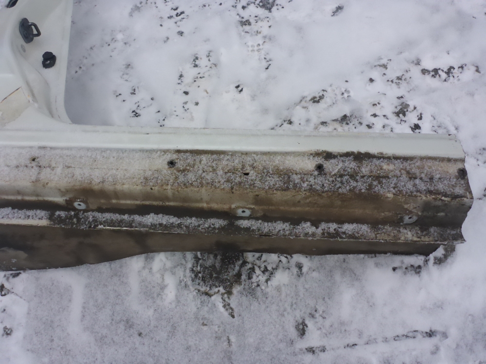 Порог со стойкой правый