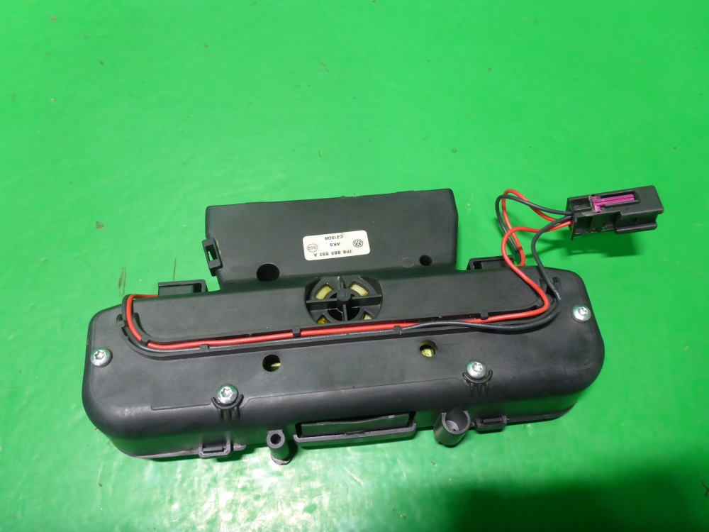 Замок спинки сиденья