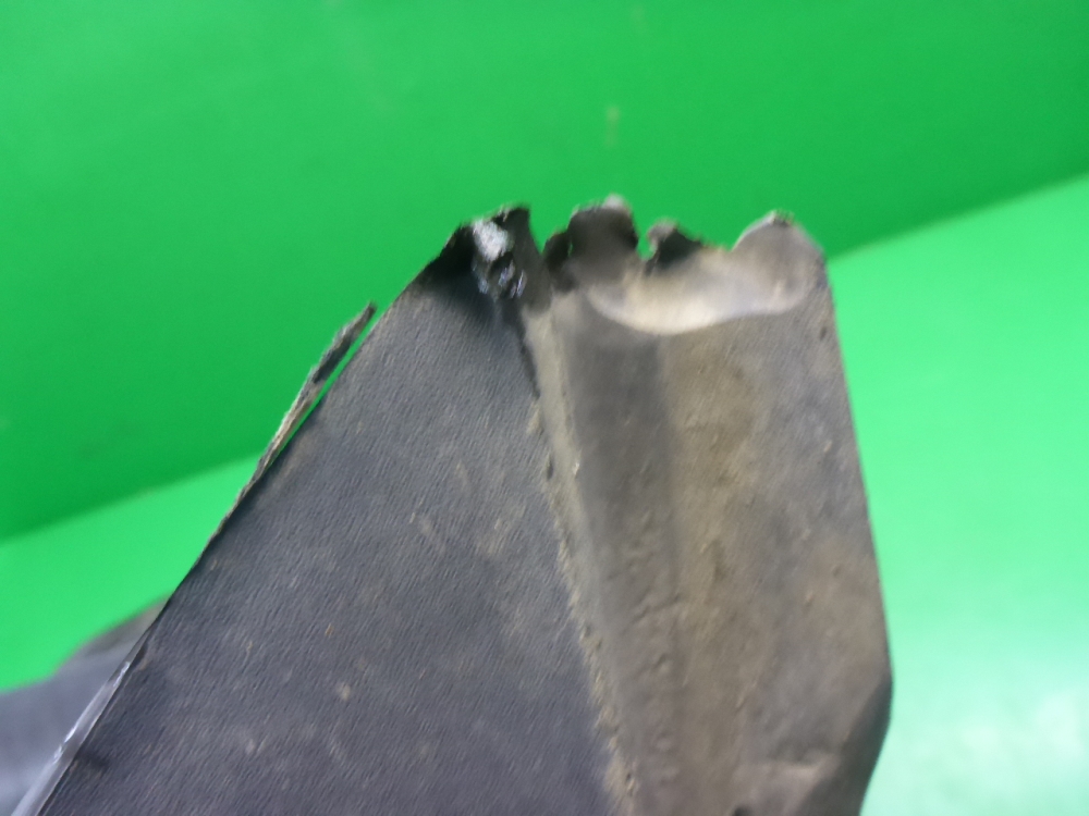 Крыло заднее правое задняя часть