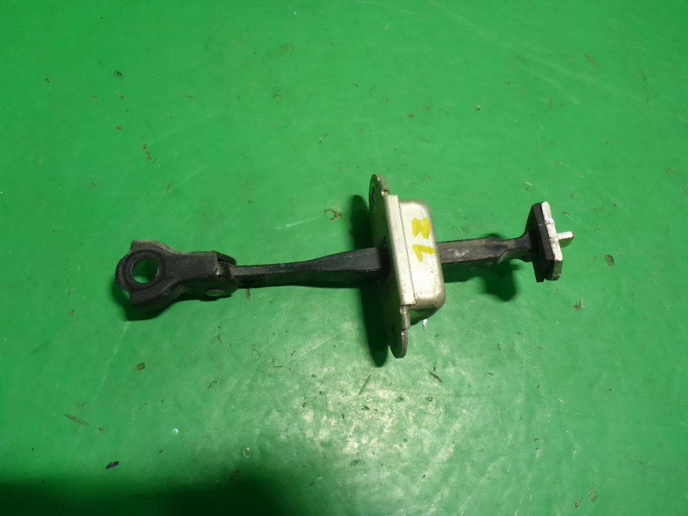 Ограничитель двери