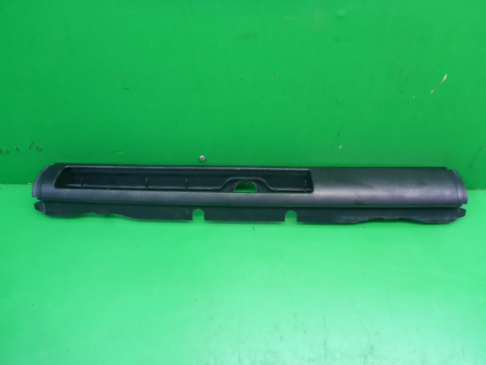 Решетка стеклоочистителей (Жабо)