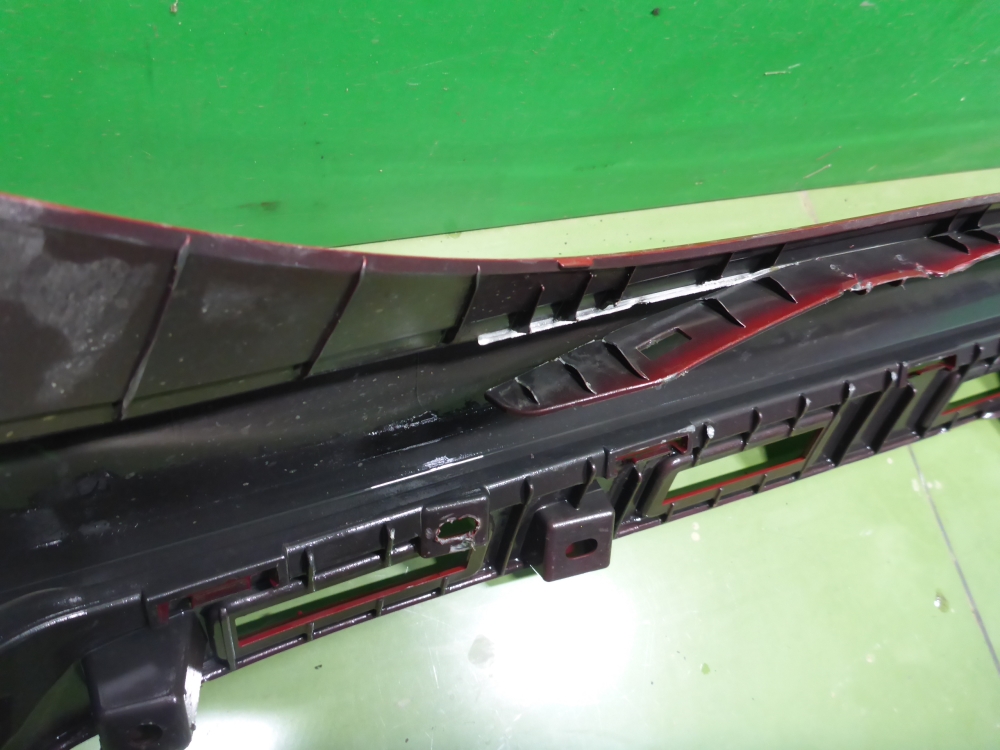 Бампер задний