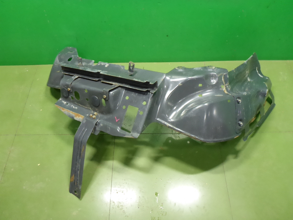 Локер передний левый