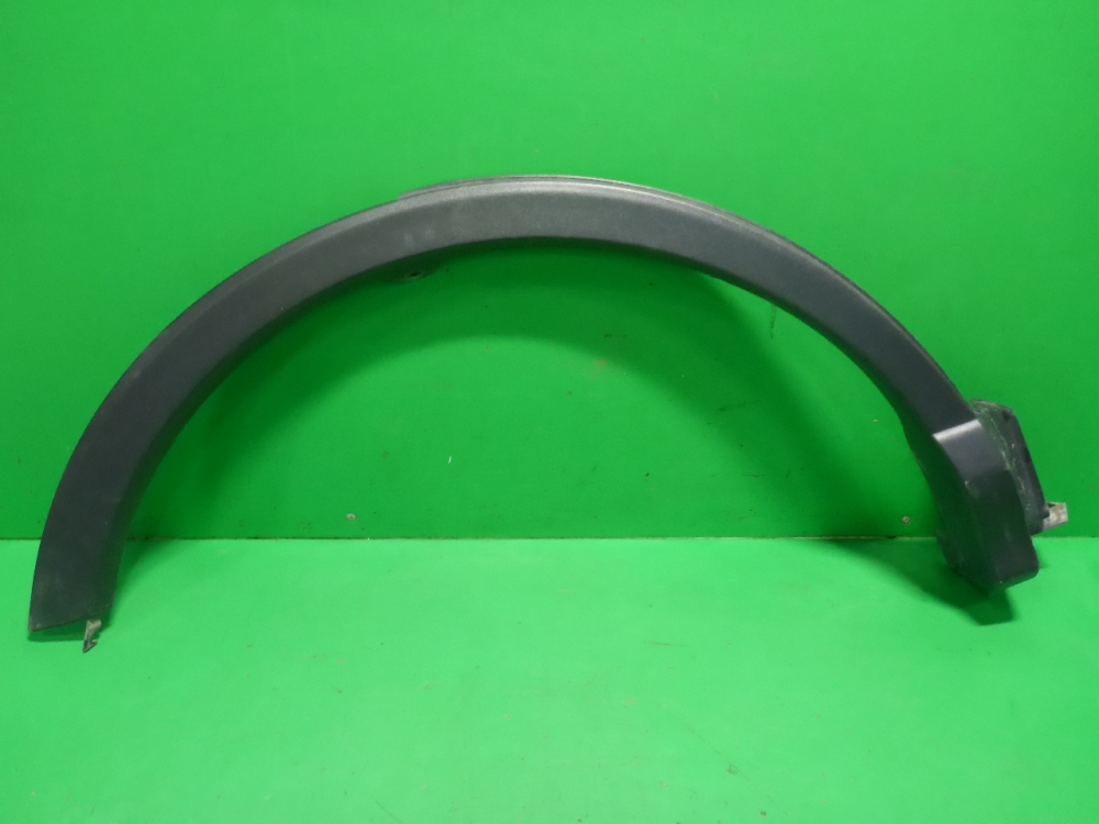 Накладка заднего крыла правого