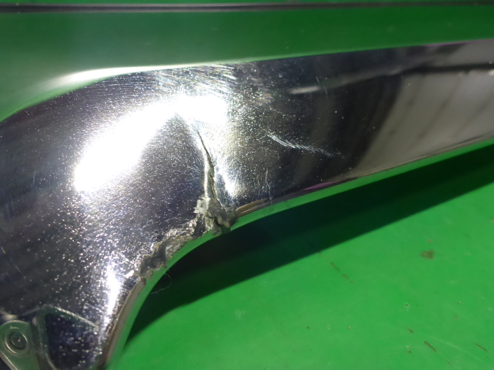 Накладка на капот