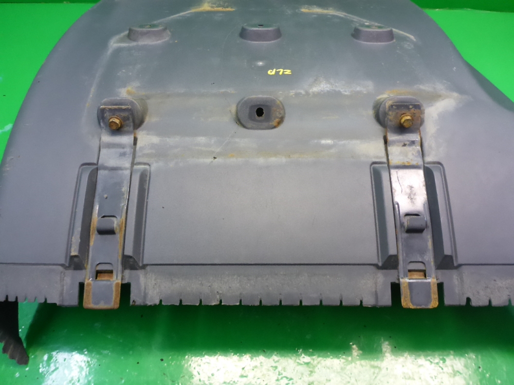 Крыло заднее передняя часть