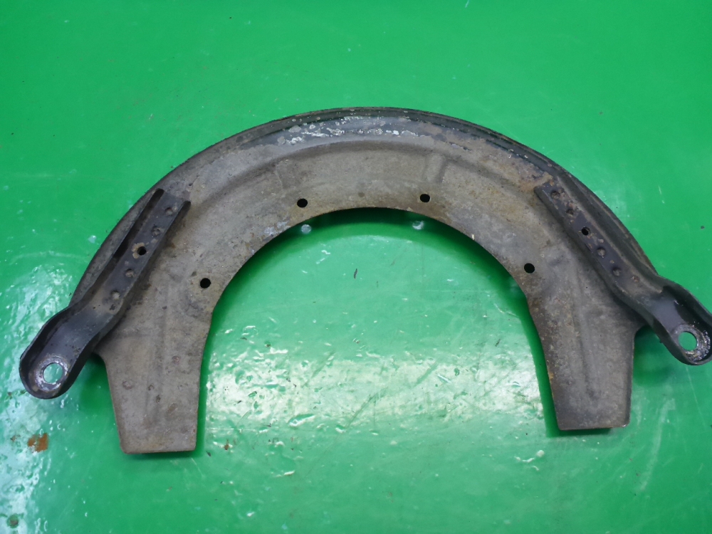 Щит опорный передний