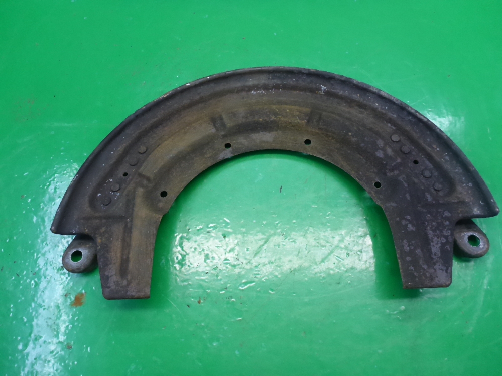 Щит опорный передний