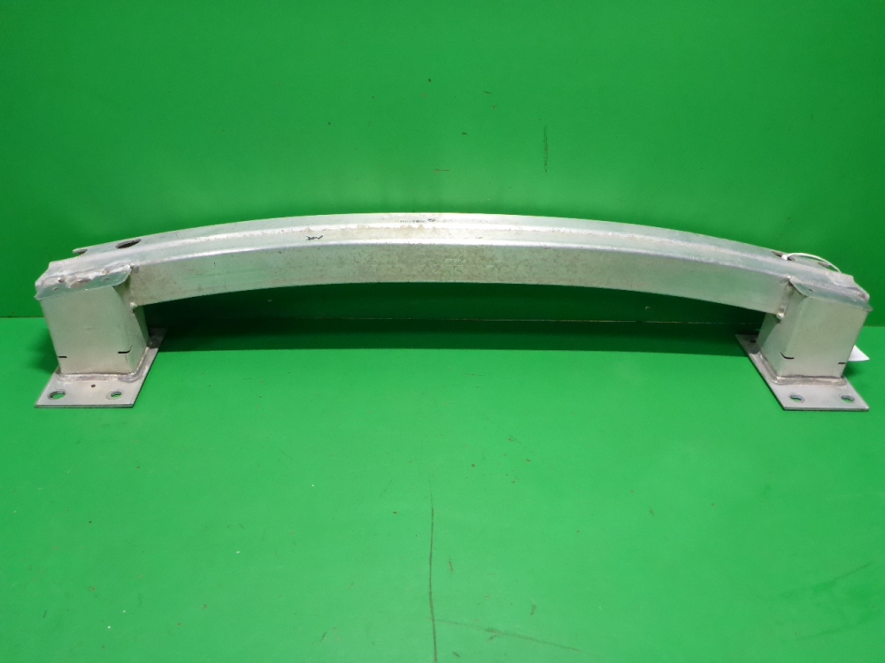 Усилитель заднего бампера