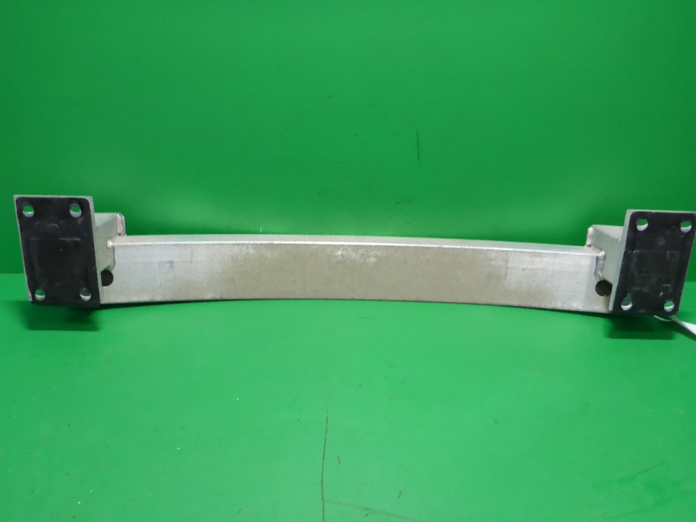 Усилитель заднего бампера