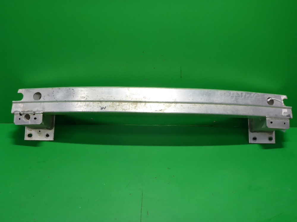 Усилитель заднего бампера