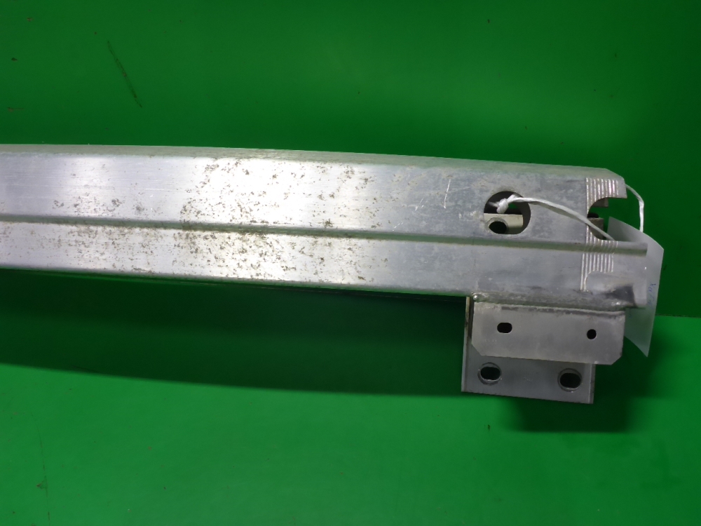 Усилитель заднего бампера