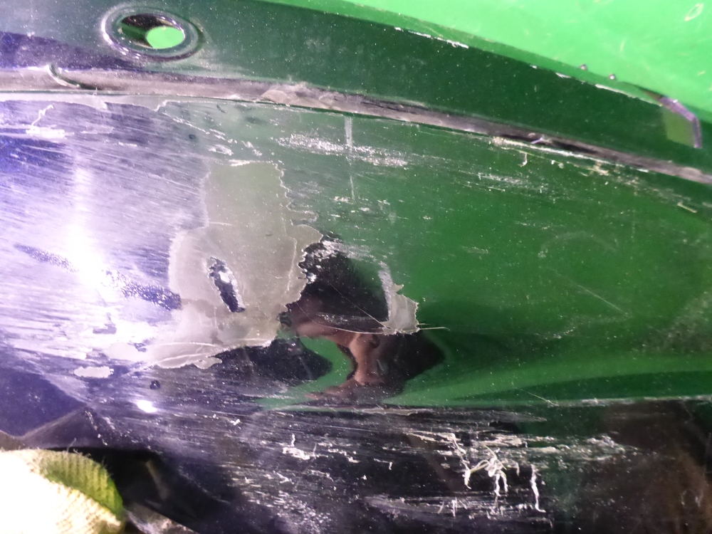 Бампер задний