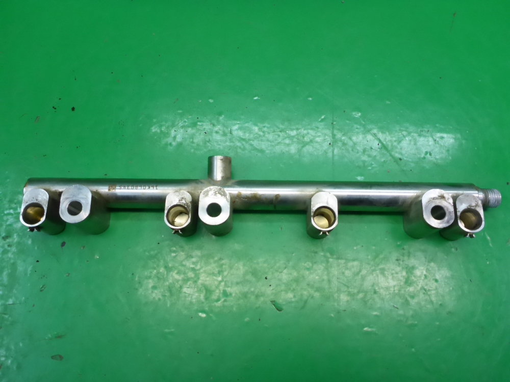 Рейка топливная (рампа)