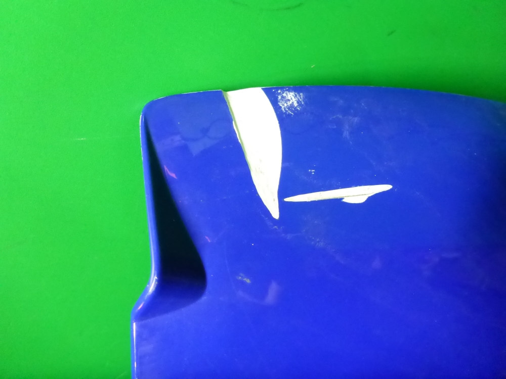 Спойлер (дефлектор) крышки багажника