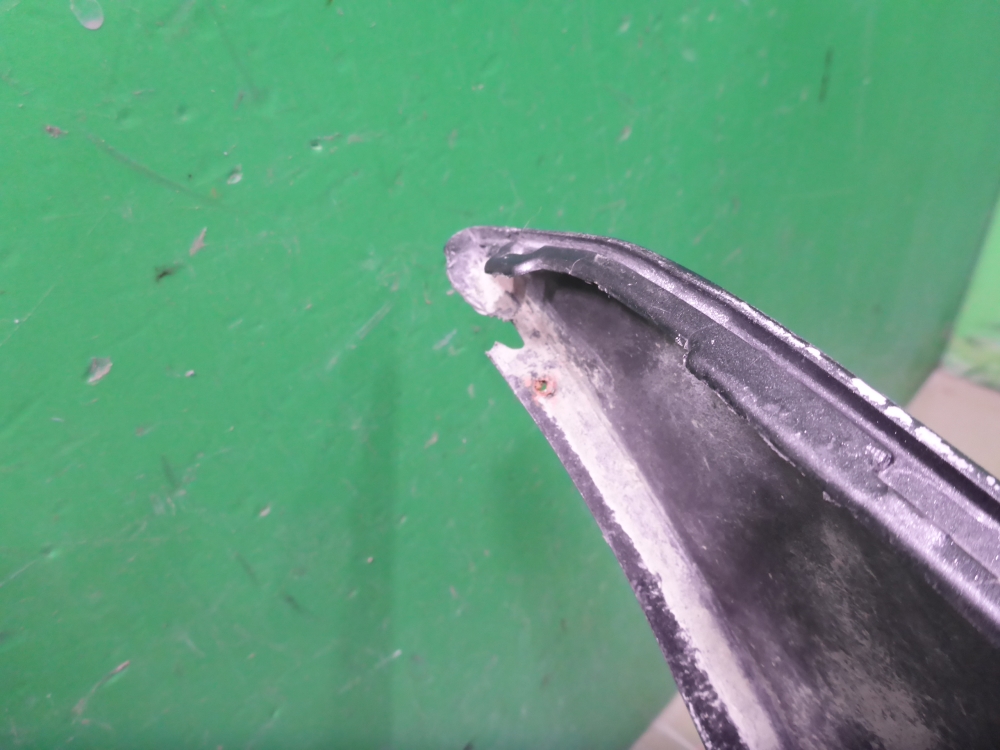 Бампер задний