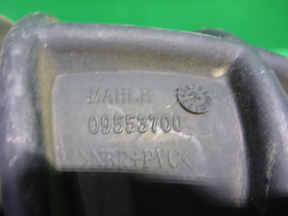 Патрубок воздушного фильтра