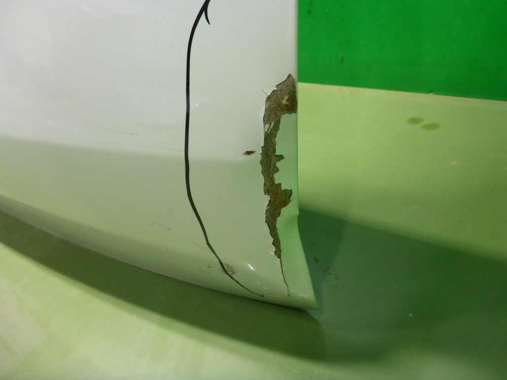 Дверь багажника