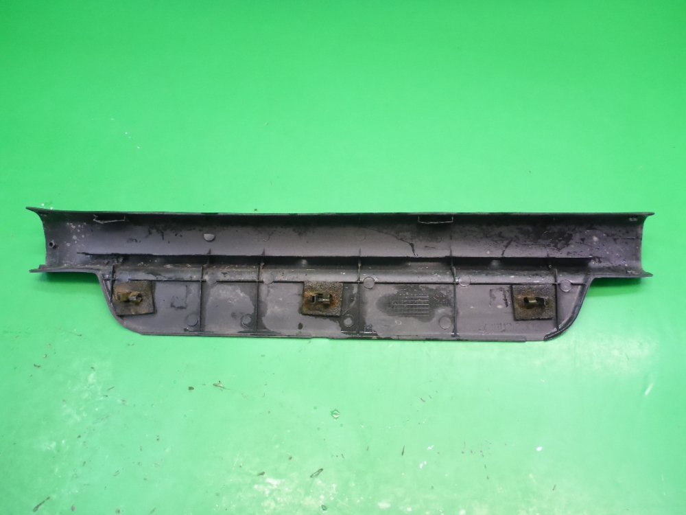 Накладка порога (внутренняя)