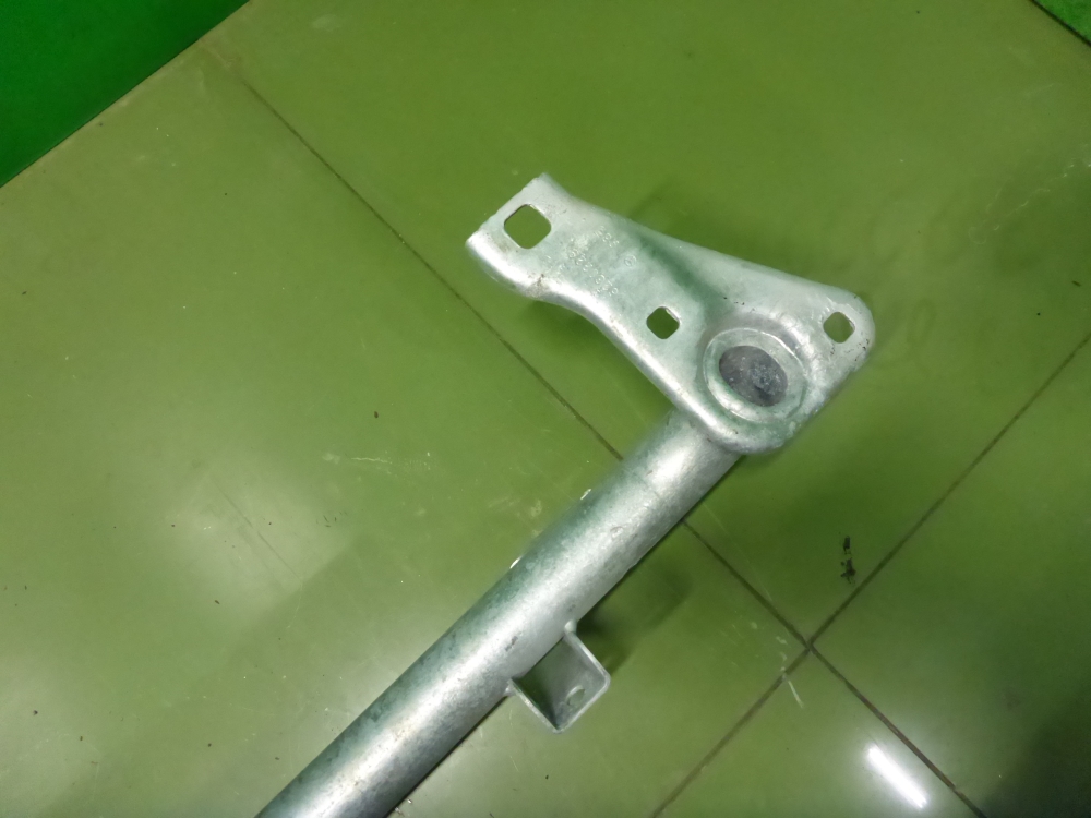 Балка подрадиаторная