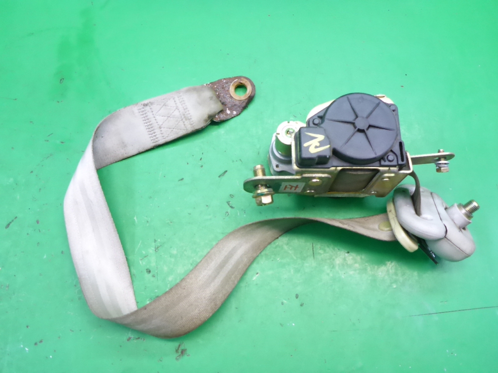 Ремень безопасности с пиропатроном