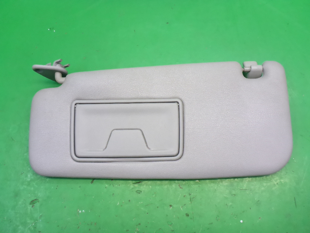 Козырек солнцезащитный