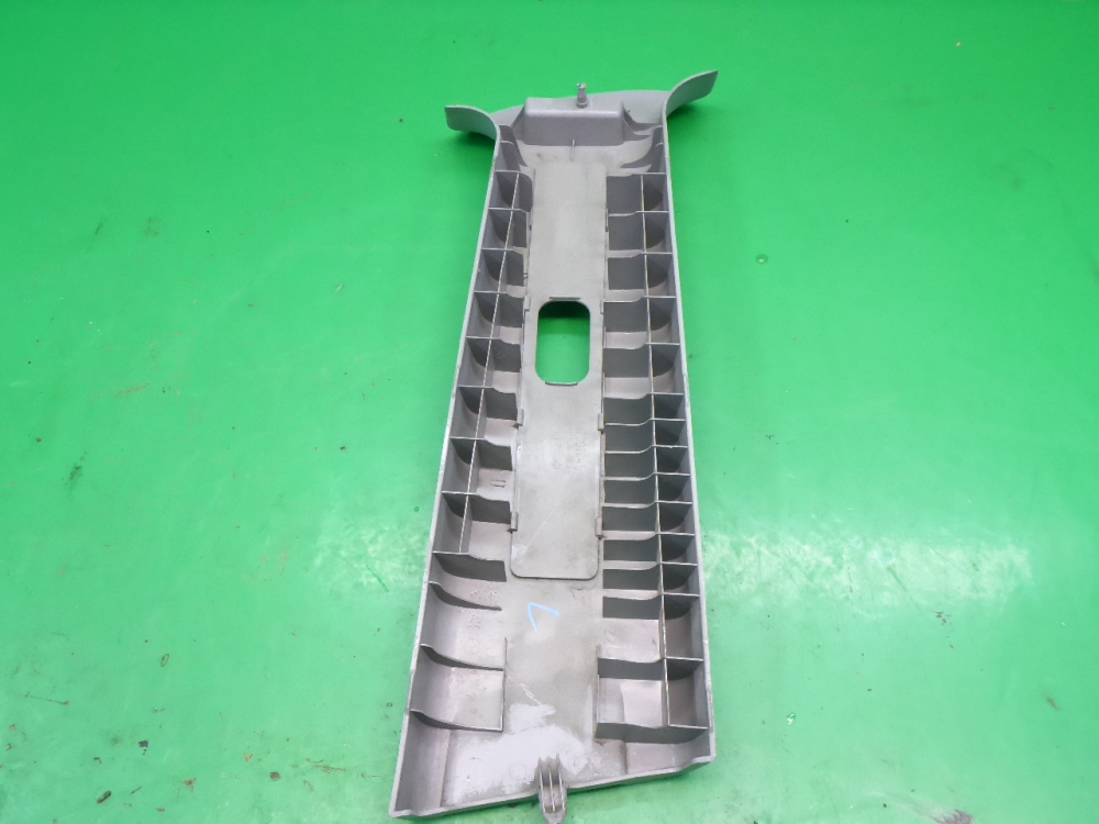 Обшивка стойки