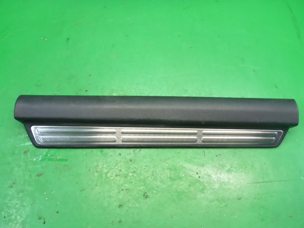 Накладка порога (внутренняя)