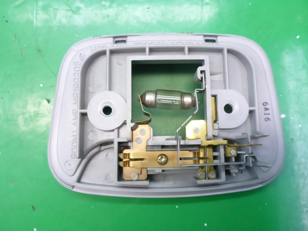 Плафон салонный