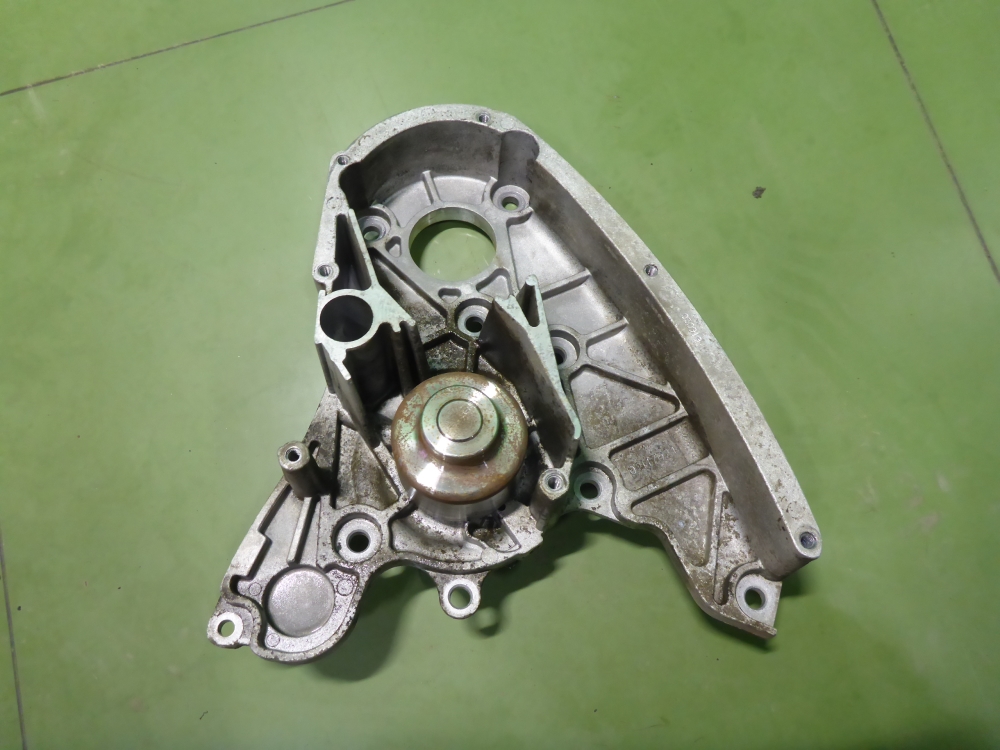 Насос водяной (помпа)