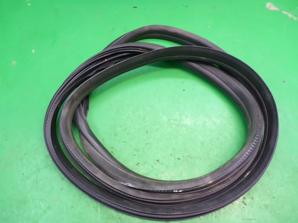 Уплотнитель двери