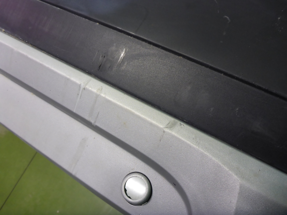 Бампер задний