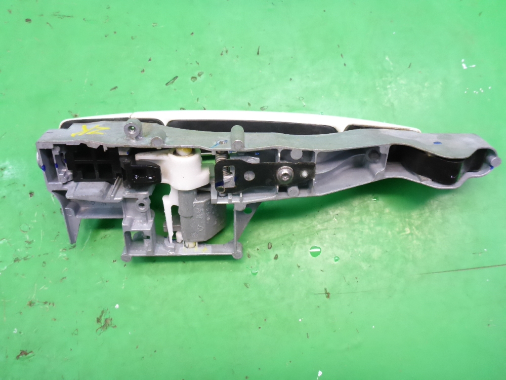 Ручка двери задней наружная