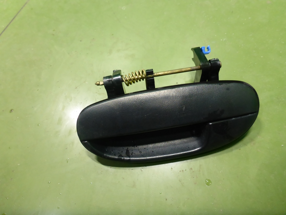 Ручка двери задней наружная левая