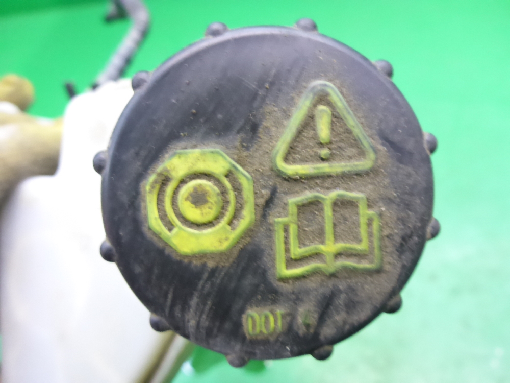 Цилиндр тормозной главный