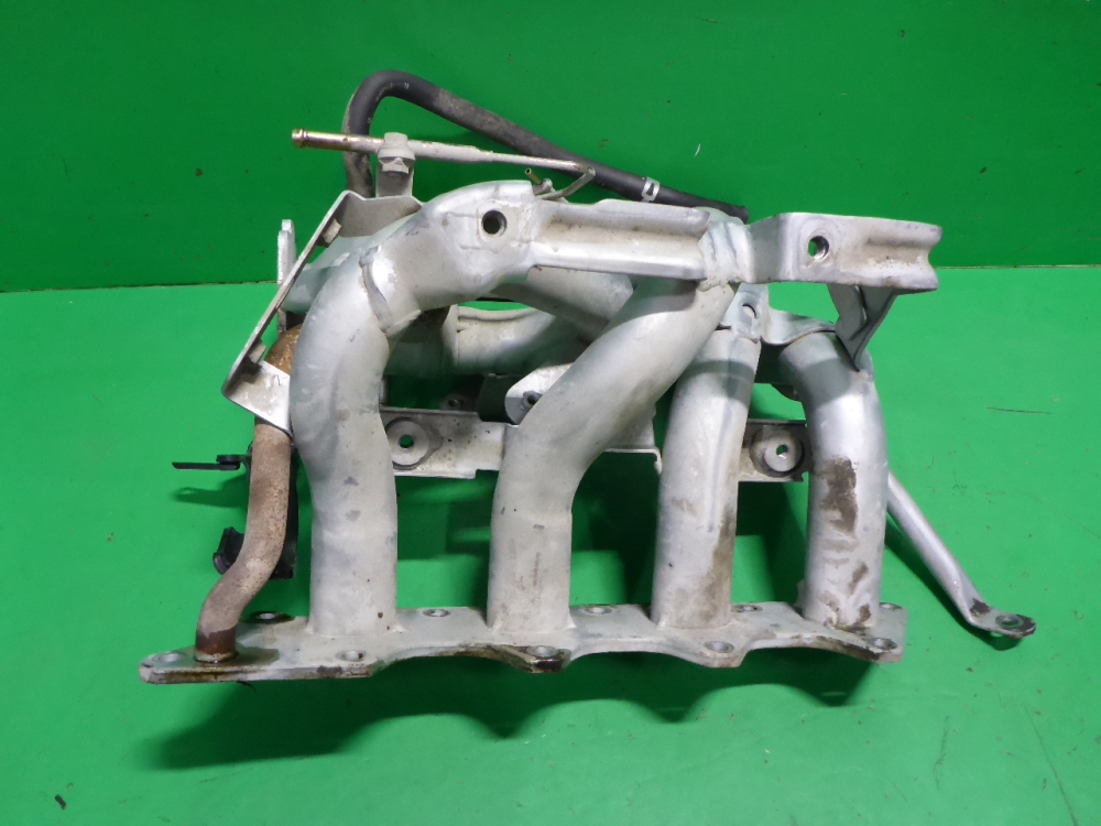 Коллектор впускной