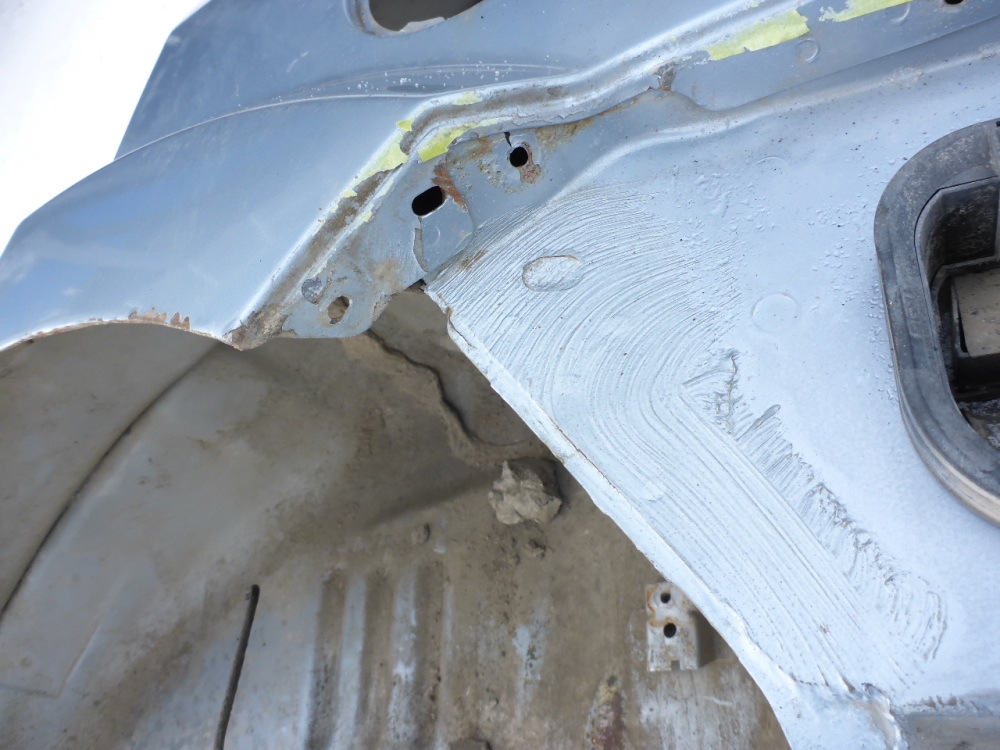 Крыло заднее левое