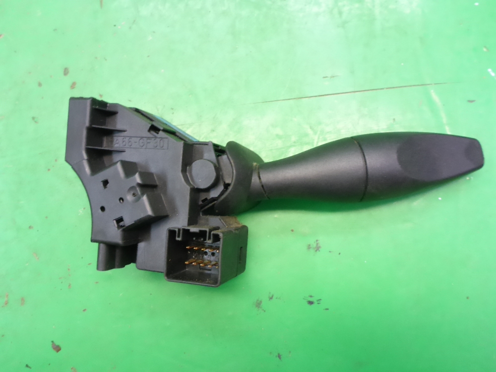 Переключатель поворотов подрулевой