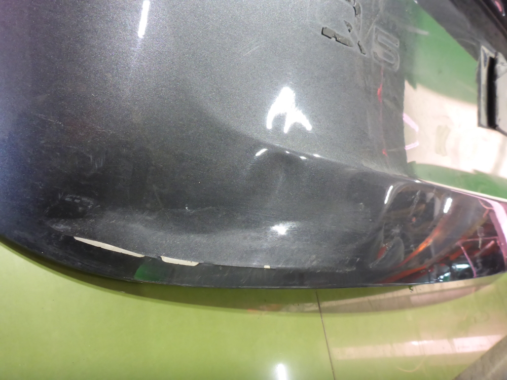 Дверь багажника