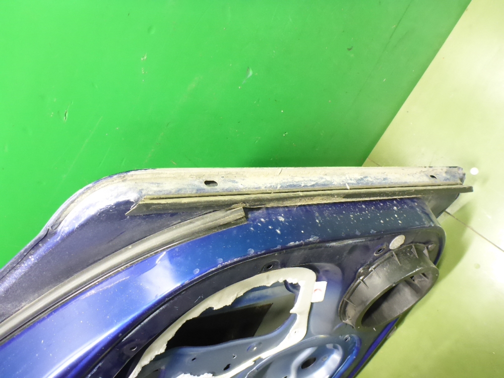 Дверь задняя правая