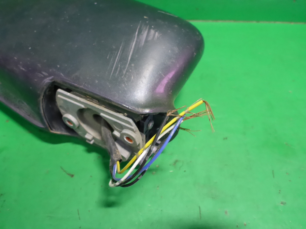 Корпус зеркала правого