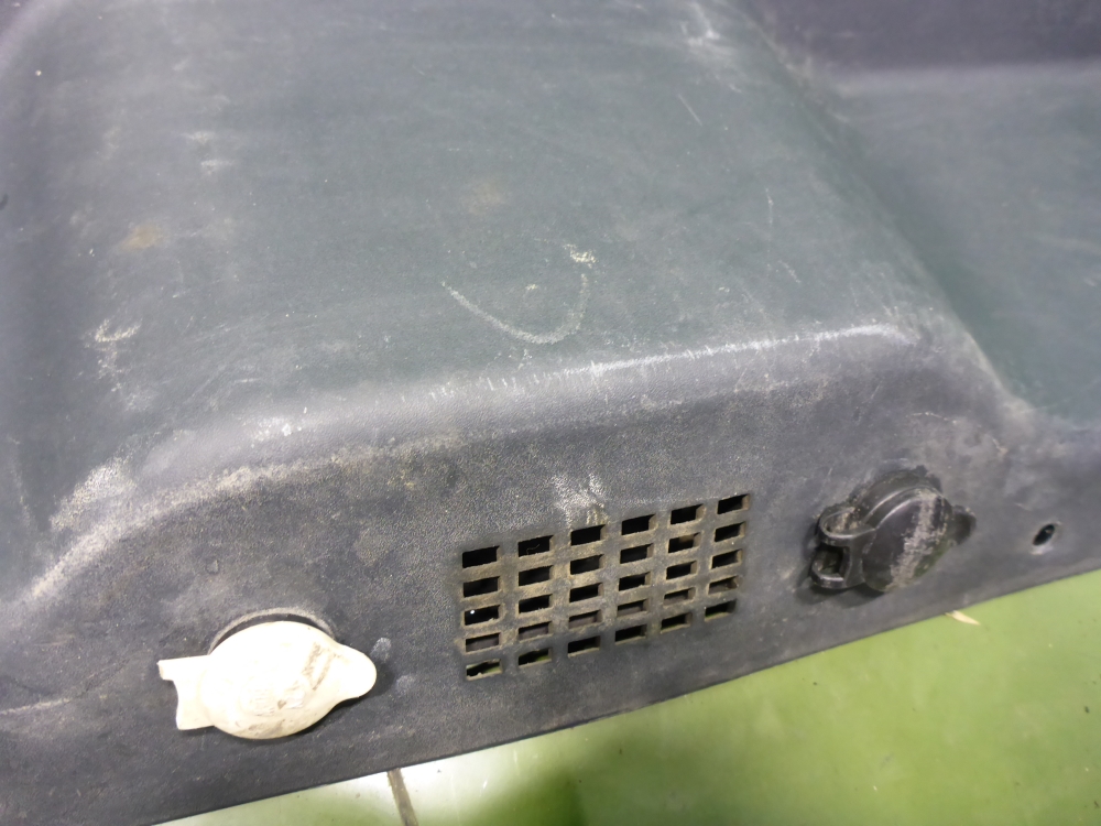 Обшивка кузова