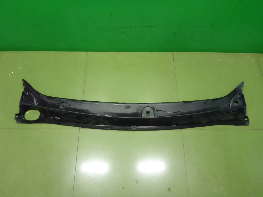 Решетка стеклоочистителей (Жабо)