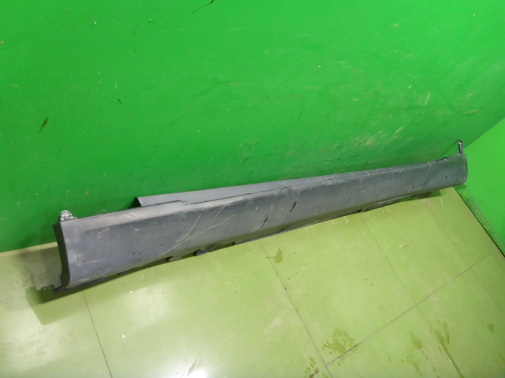 Подножка левая