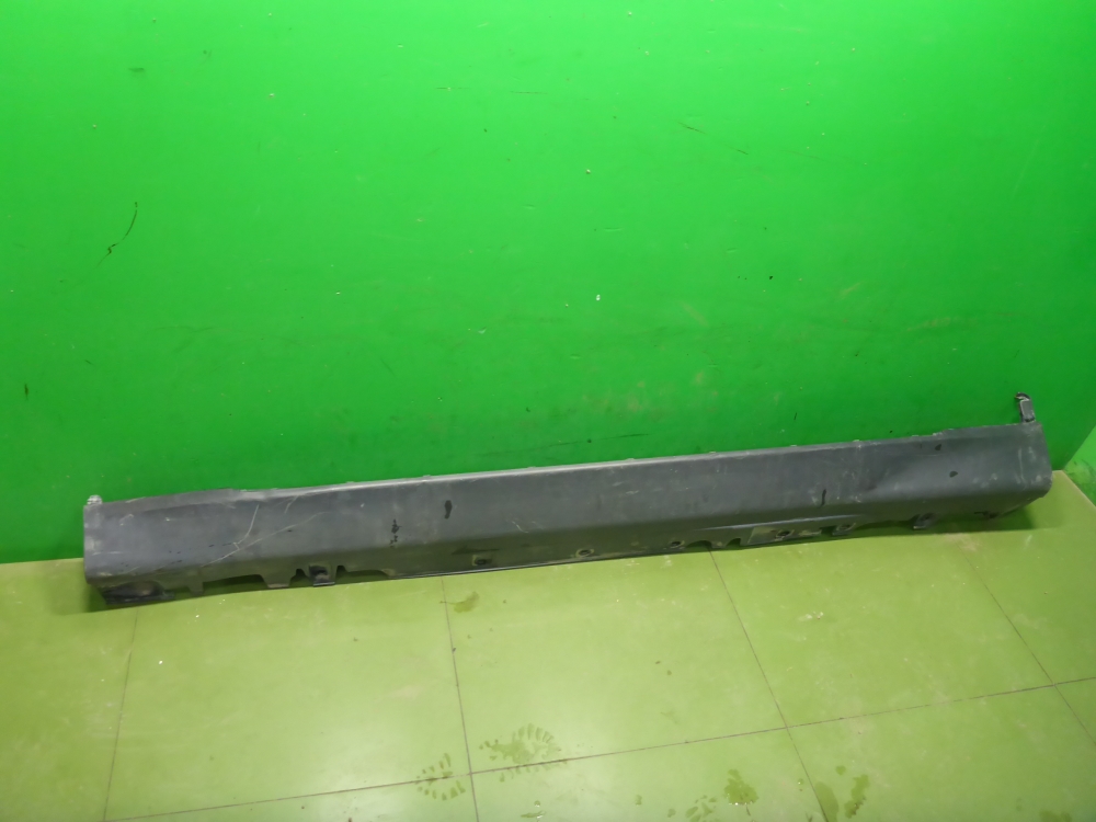 Подножка левая