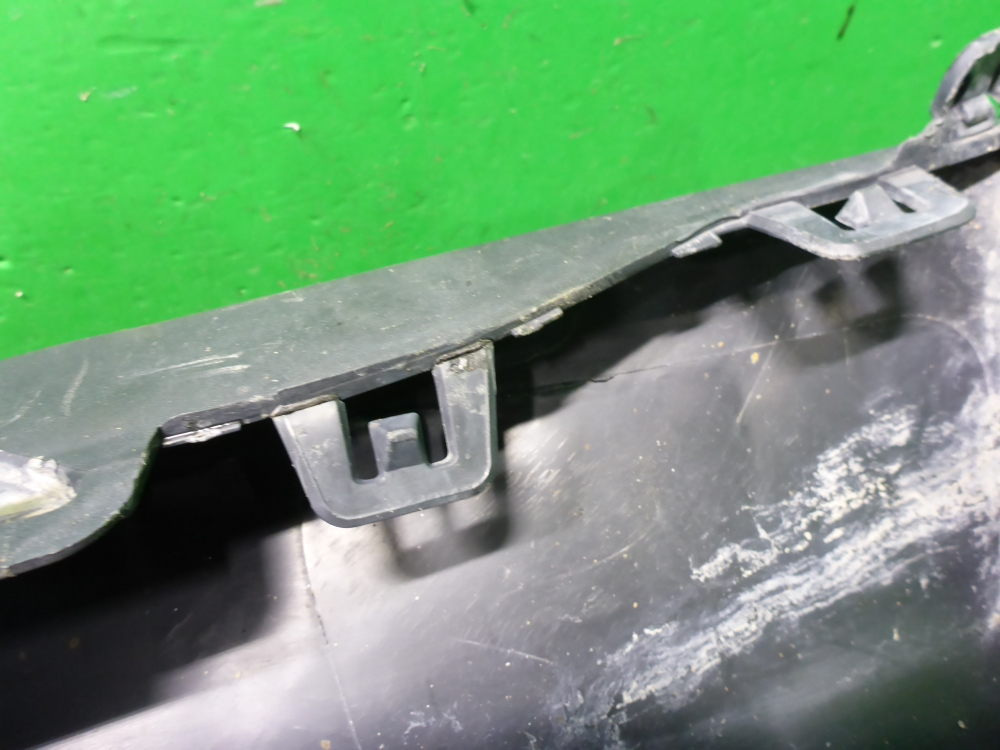 Подножка левая