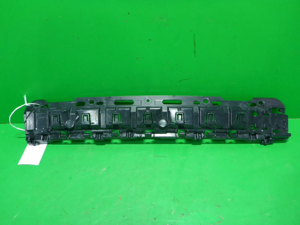 Кронштейн заднего бампера