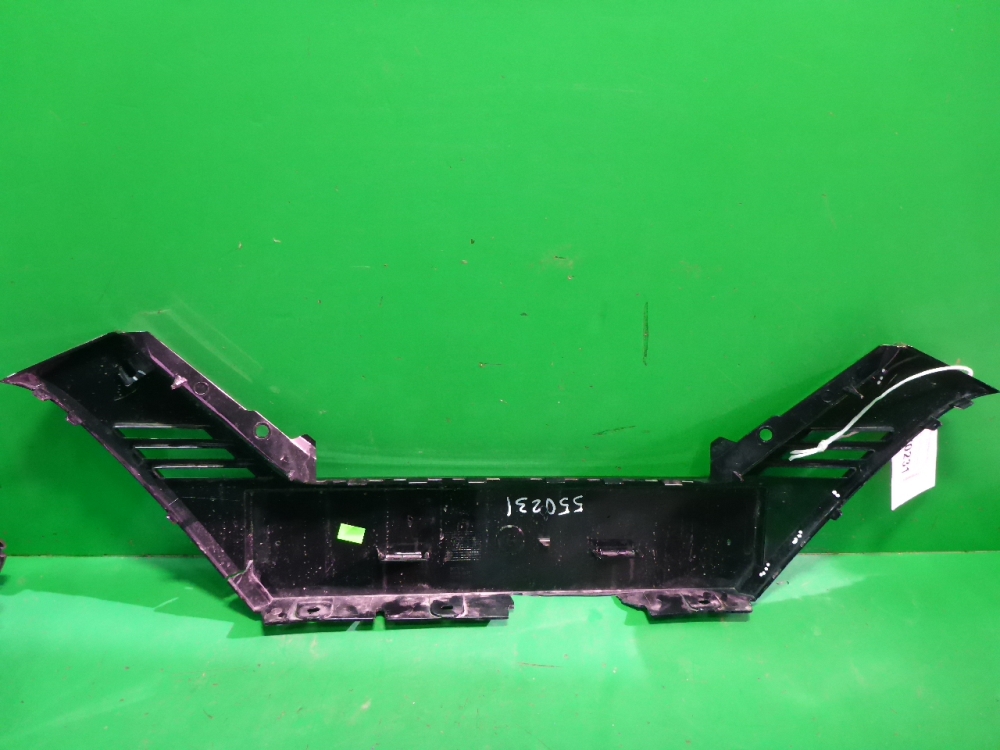 Накладка переднего бампера