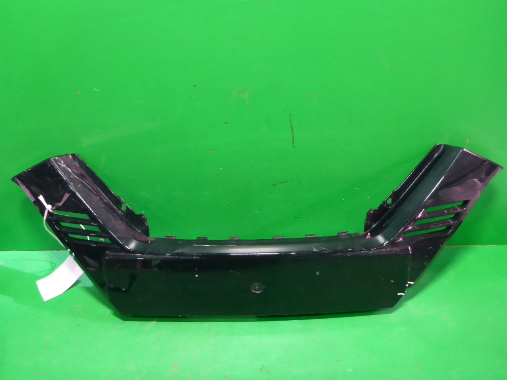 Накладка переднего бампера