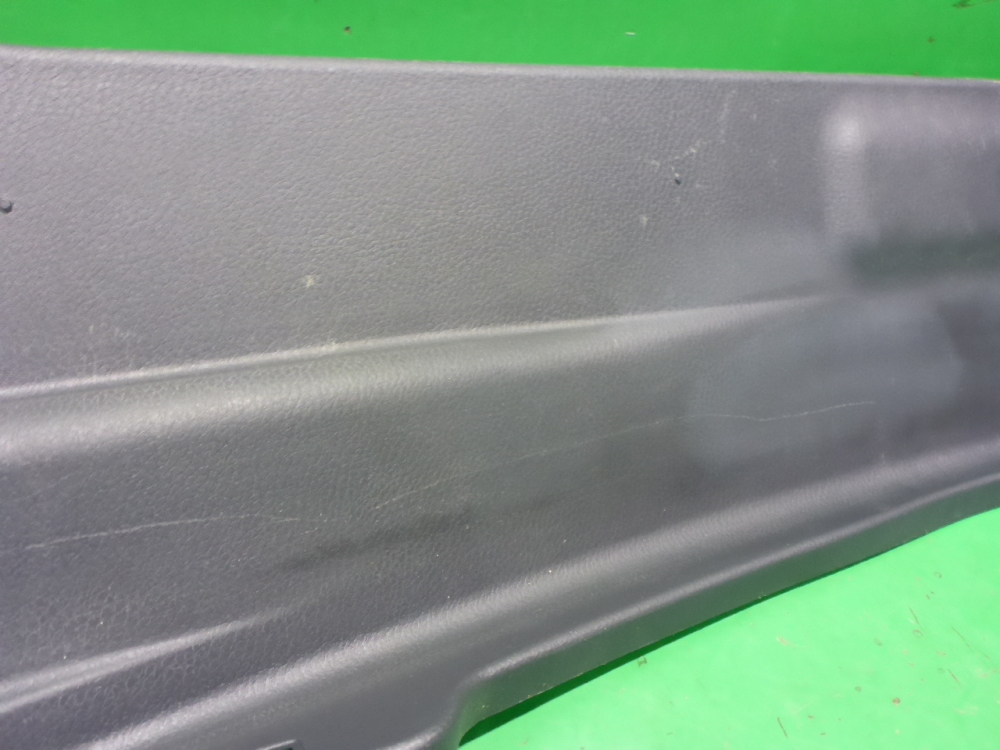 Обшивка багажника